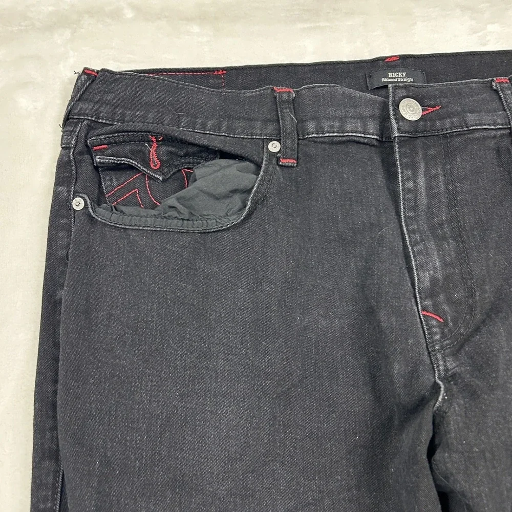 True Religion Ricky Jeans Mens 40 Black Relaxed Straight Red Contrast Stitch